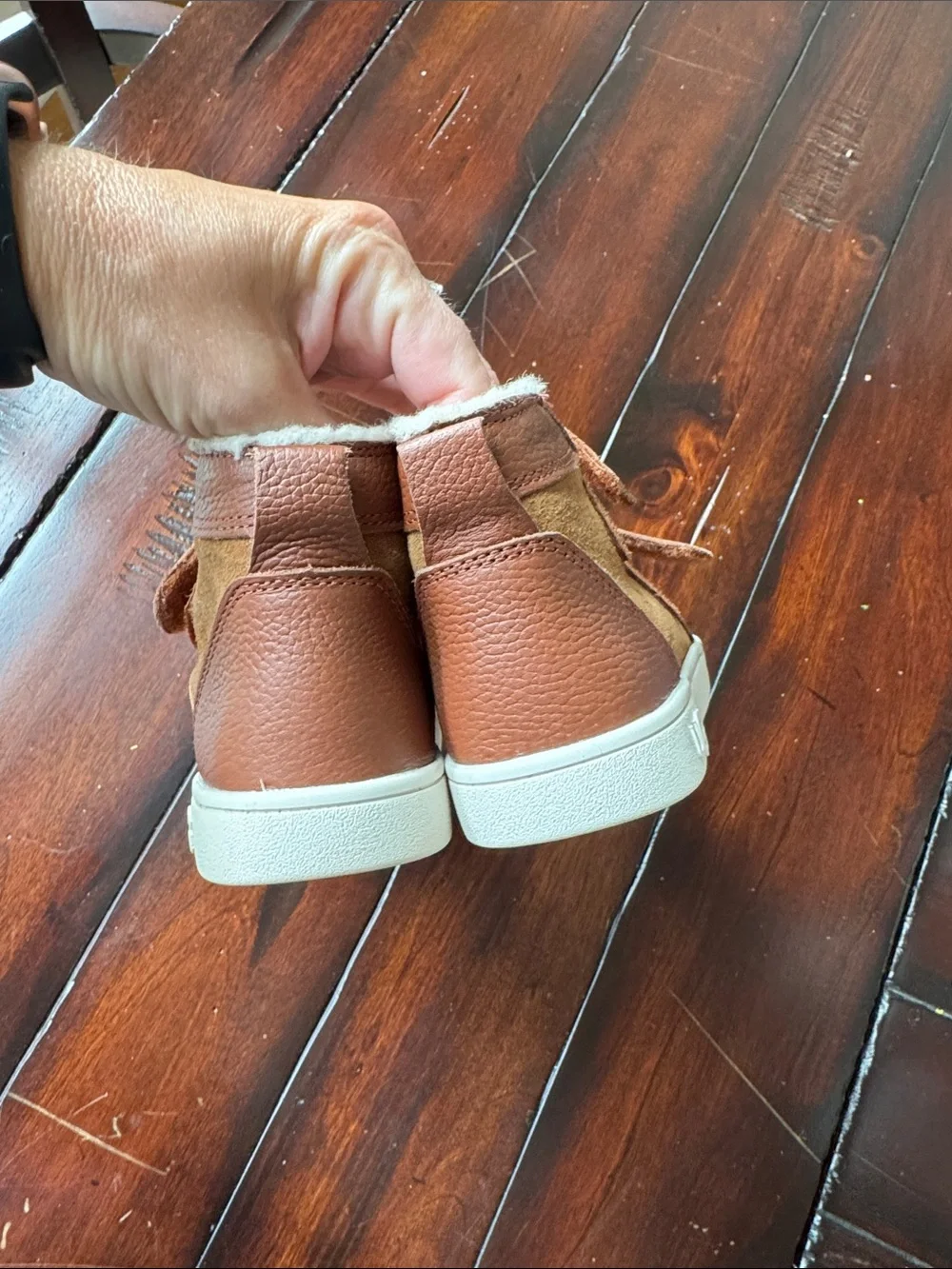 UGG Kids Brown Leather & Suede Hook-and-Loop Boots